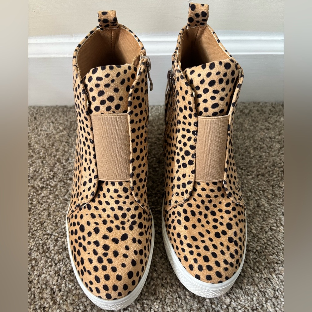 Ccocci Cheetah/Leopard Ankle Wedge Sneakers/Boots - Picture 3 of 7